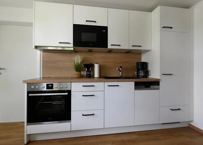 Werner Pucher Eg * التوسي